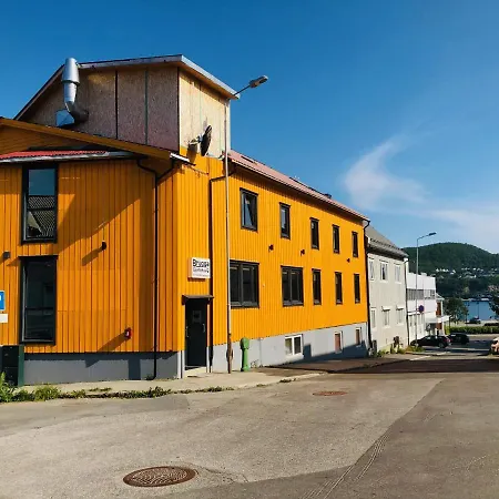 Brygga Gjestehus 3* Harstad