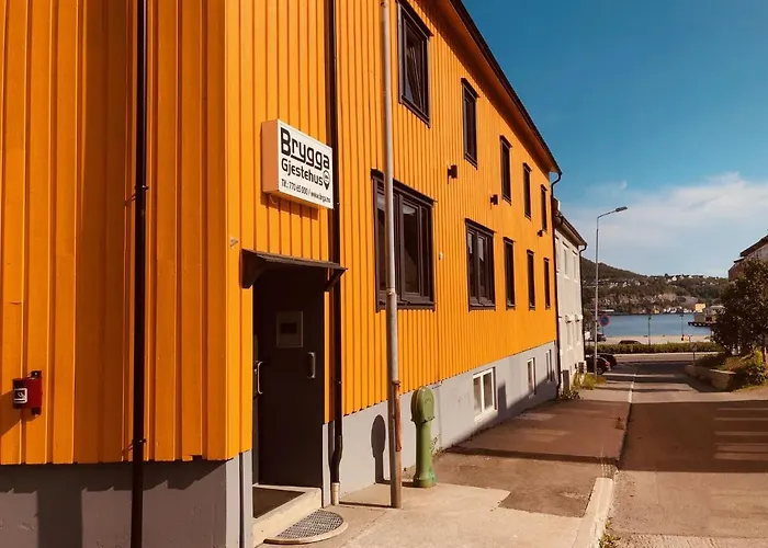 Brygga Gjestehus 3* Harstad