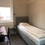 Отель Brygga Gjestehus Харстад
